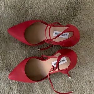 Red Steve Madden Holiday Heals!!!!!